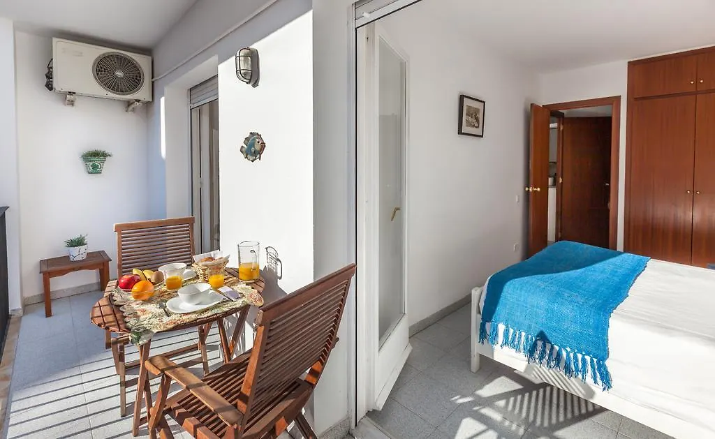 Hola Sitges Apartments