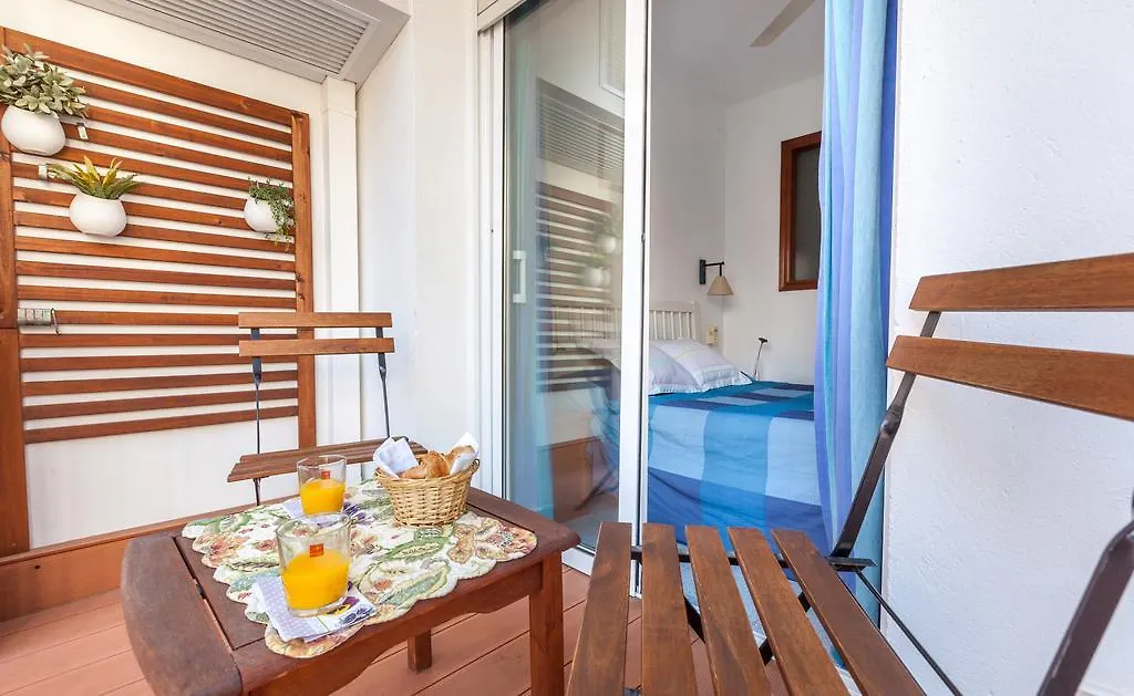 Hola Sitges Apartments 0*,  スペイン